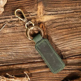 American Leather Goods Geniune Leather Keychain in Green | Après Sea Ranch