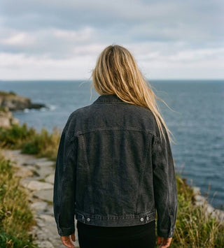 LEVI'S 90s Trucker Jacket - Road Less Traveled (view 2) | Après Sea Ranch