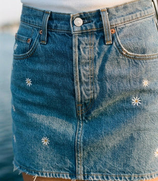 LEVIS Icon Mini Skirt - Bee In The Bonnet (view 3) | The Salty Babe