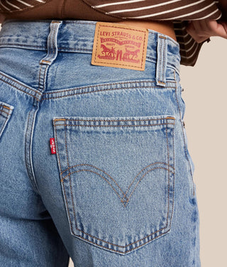 LEVI'S Middy Balloon Jean - Twisted Vibe (view 5) | The Salty Babe
