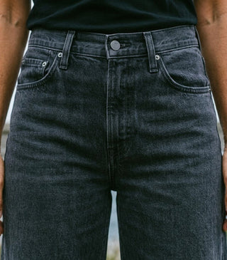 LEVI'S Middy Loose Boot Jeans - Wandering Spirit Clean (view 3) | Après Sea Ranch