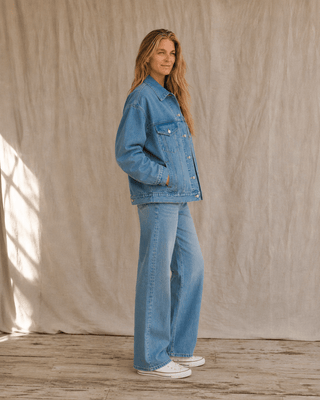 The Classic Trucker Jacket (view 5) | Après Sea Ranch
