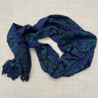 The Field Scarf (view 2) | Après Sea Ranch