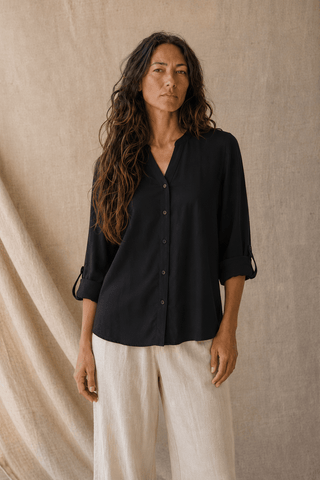 The Overlook Top - Black (view 4) | Après Sea Ranch