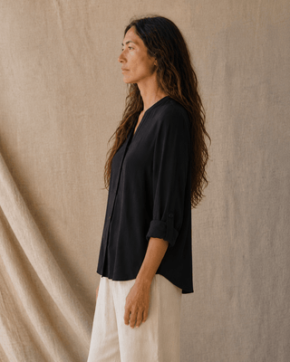 The Overlook Top - Black (view 5) | Après Sea Ranch